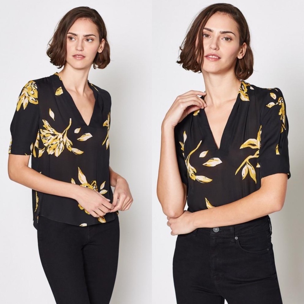 Joie Ance Short Sleeve Silk Top In Caviar Printed Black Yellow